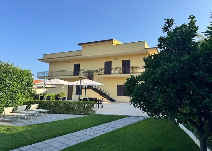 Cinque ויקו אקוונסה